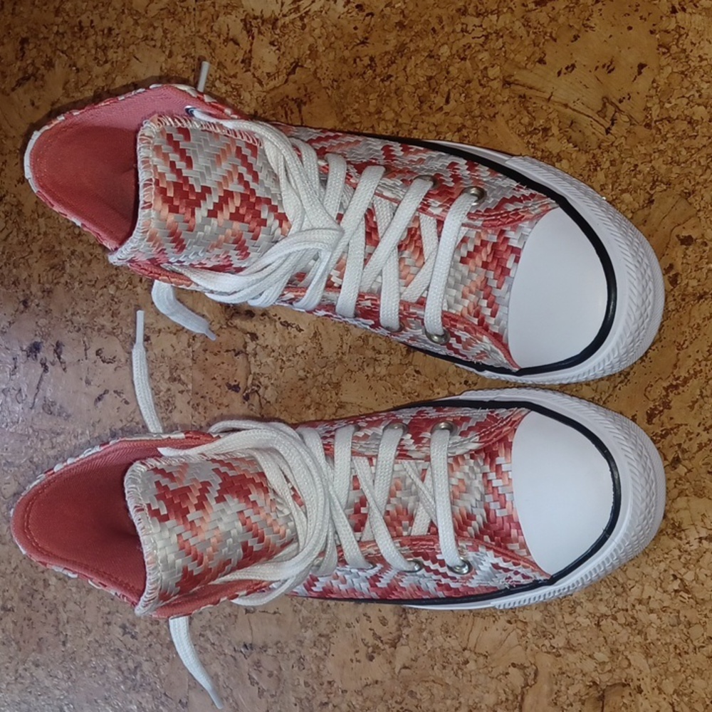 Converse Women's We Miss Festivals High Tops in Terra Cotta Pink Size 7 NEW